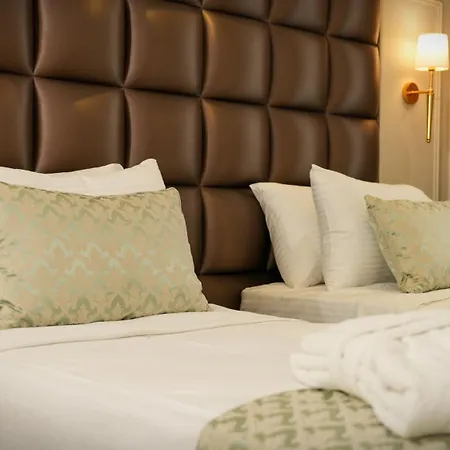 Gaia Hotel
